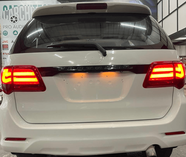 Car 8